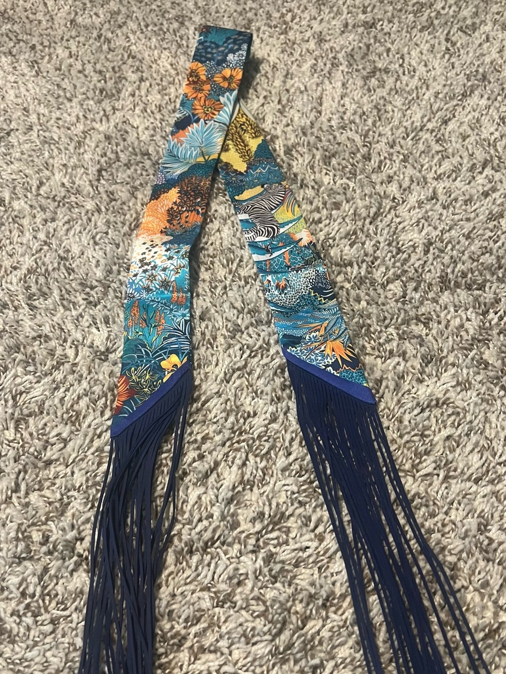 Multicolor Floral Pattern Fringe Scarf twilly